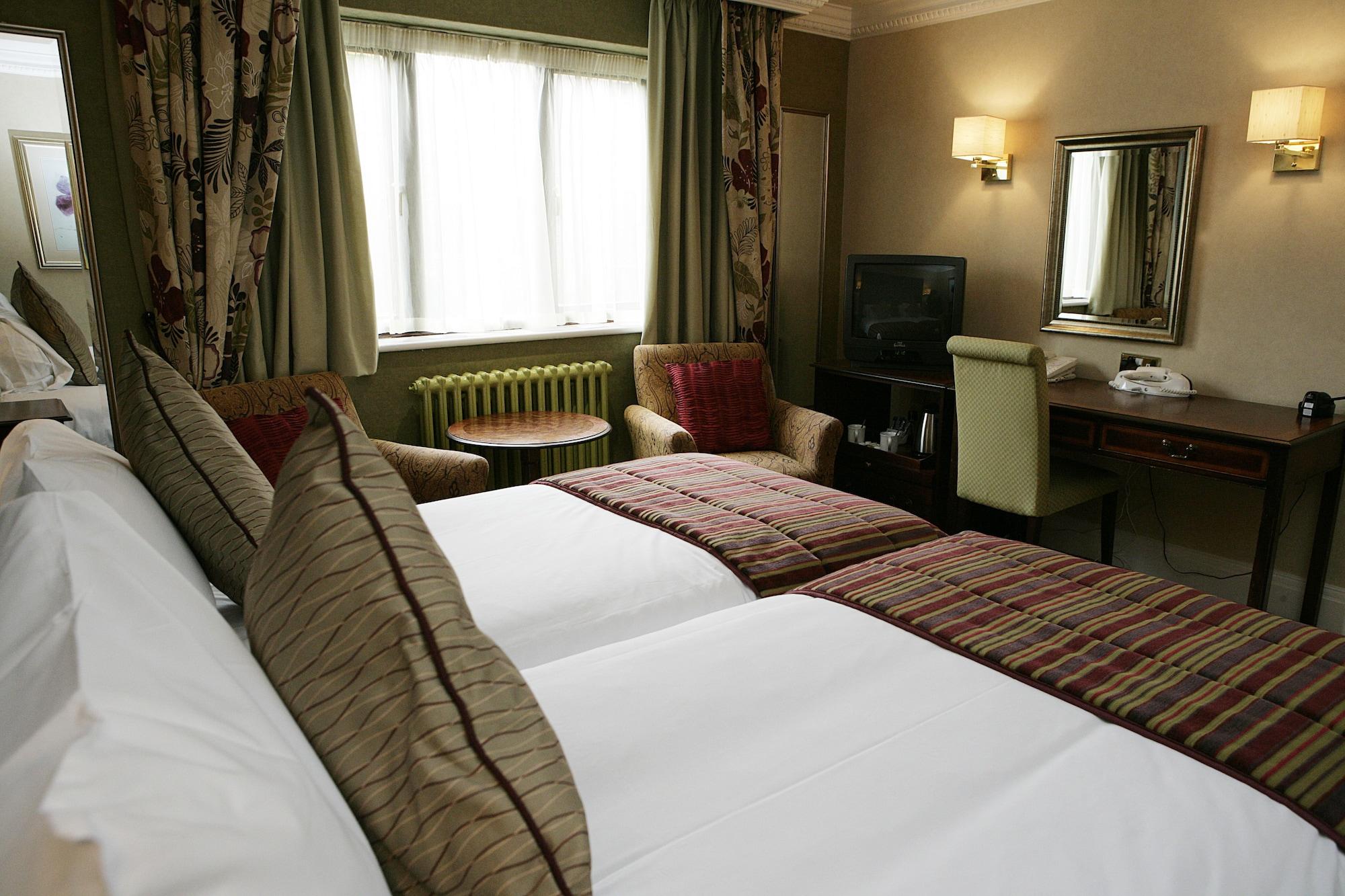Redworth Hall Hotel- Part Of The Cairn Collection Нютън Айклиф Екстериор снимка